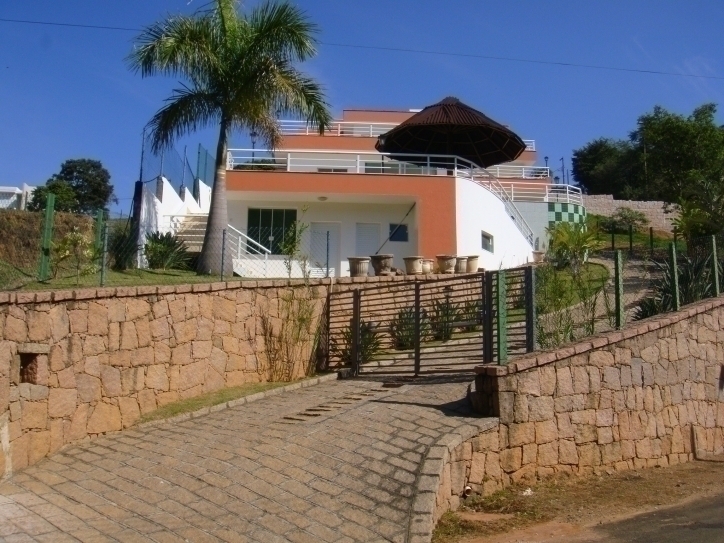 Casa de Condomínio à venda com 4 quartos, 800m² - Foto 1