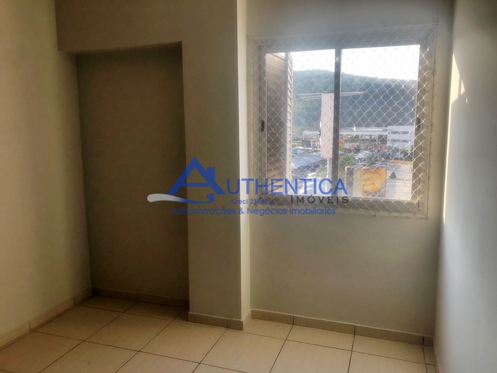 Apartamento à venda com 2 quartos, 84m² - Foto 4