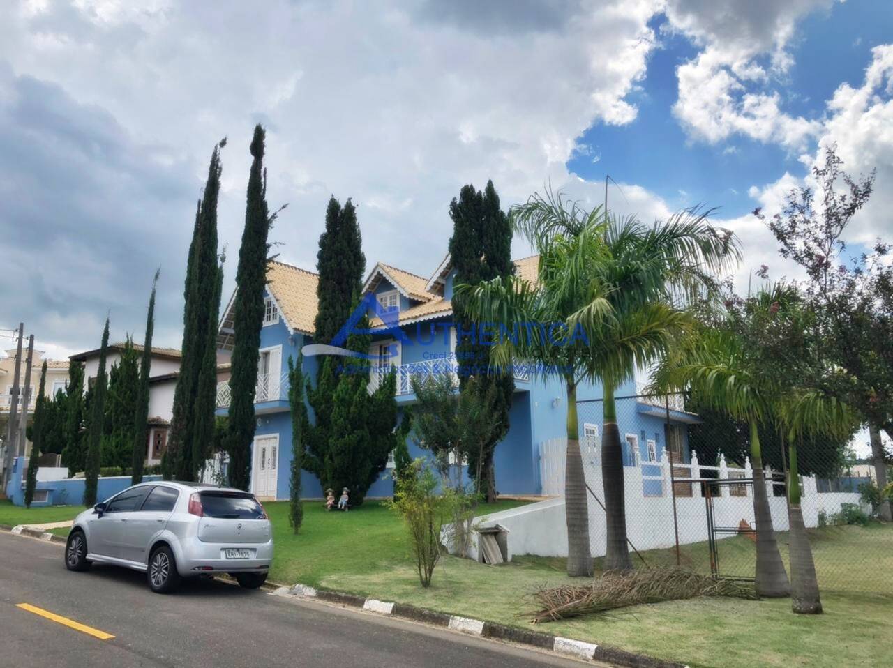 Casa de Condomínio à venda com 6 quartos, 290m² - Foto 1