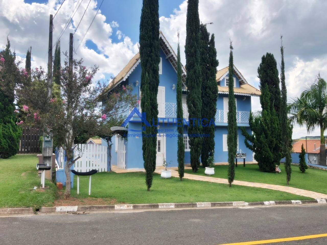 Casa de Condomínio à venda com 6 quartos, 290m² - Foto 3