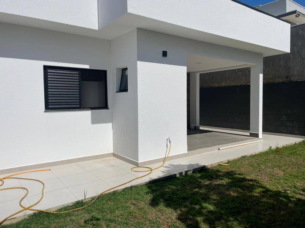 Casa à venda com 3 quartos, 123m² - Foto 5