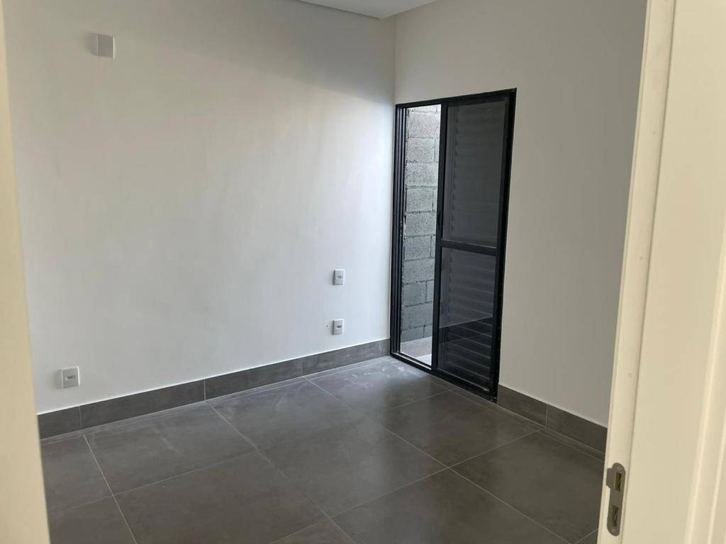 Casa à venda com 3 quartos, 123m² - Foto 11