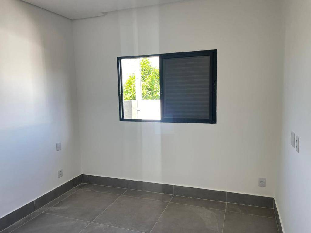 Casa à venda com 3 quartos, 123m² - Foto 13