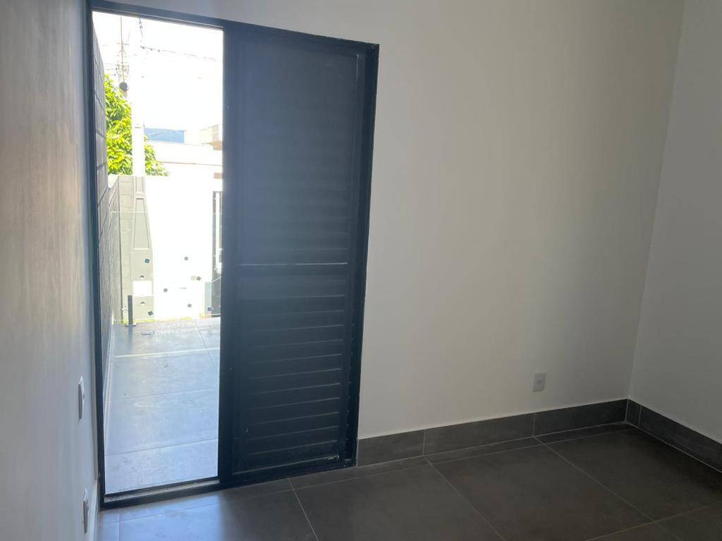 Casa à venda com 3 quartos, 123m² - Foto 10