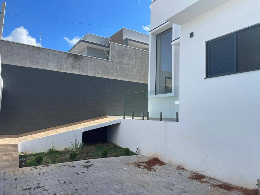 Casa à venda com 3 quartos, 123m² - Foto 24