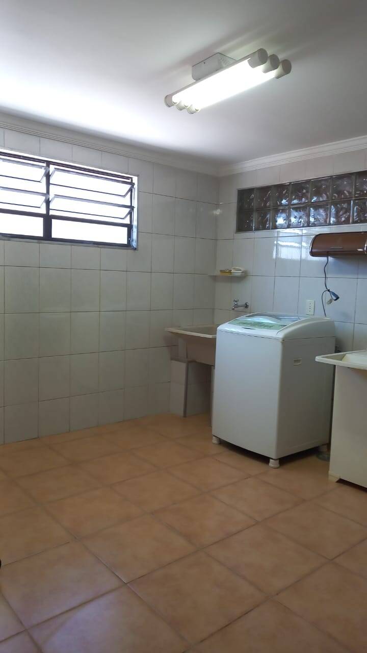 Casa de Condomínio à venda com 4 quartos, 333m² - Foto 16