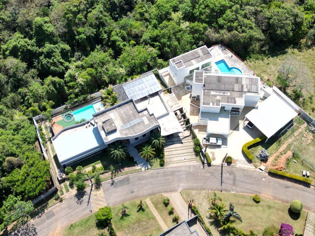 Casa de Condomínio à venda e aluguel com 3 quartos, 600m² - Foto 38