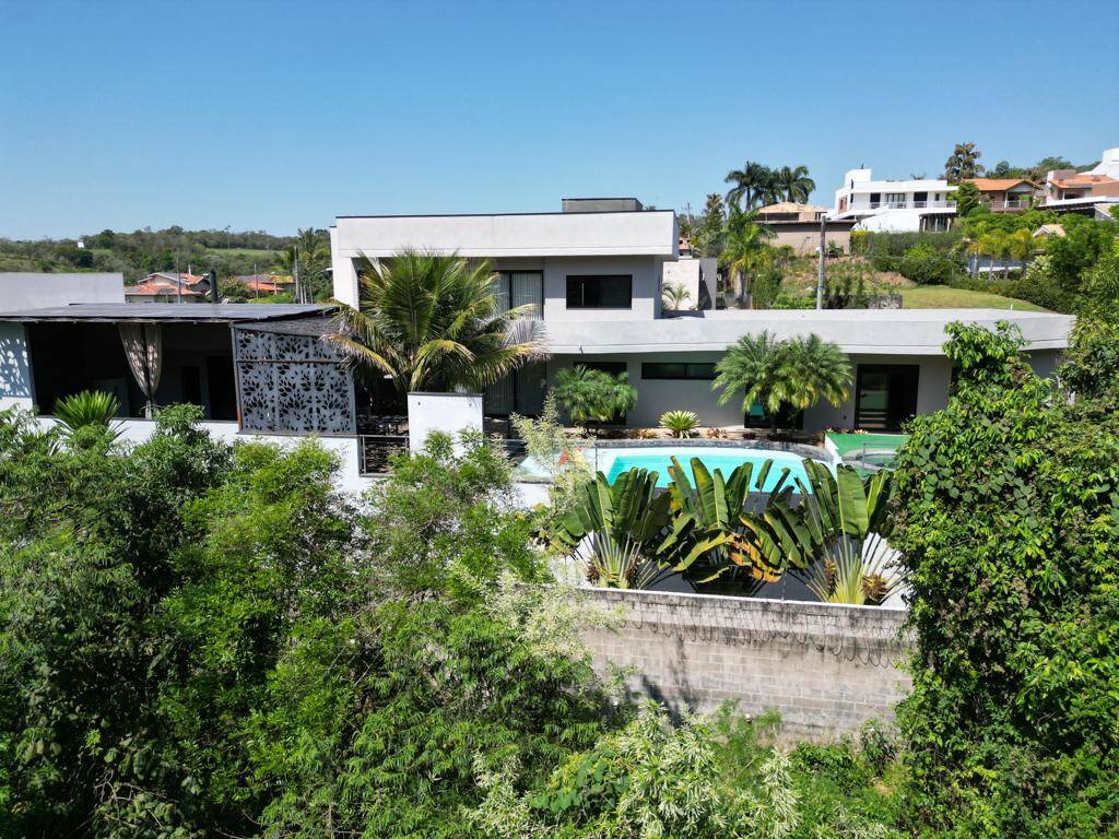 Casa de Condomínio à venda e aluguel com 3 quartos, 600m² - Foto 42