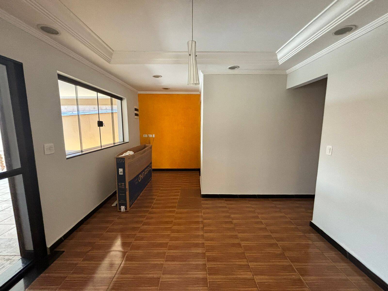 Casa para alugar com 3 quartos, 250m² - Foto 8