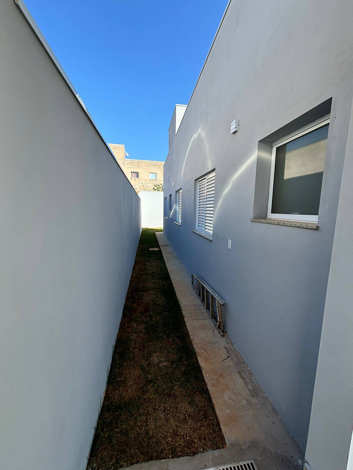 Casa à venda com 3 quartos, 250m² - Foto 5