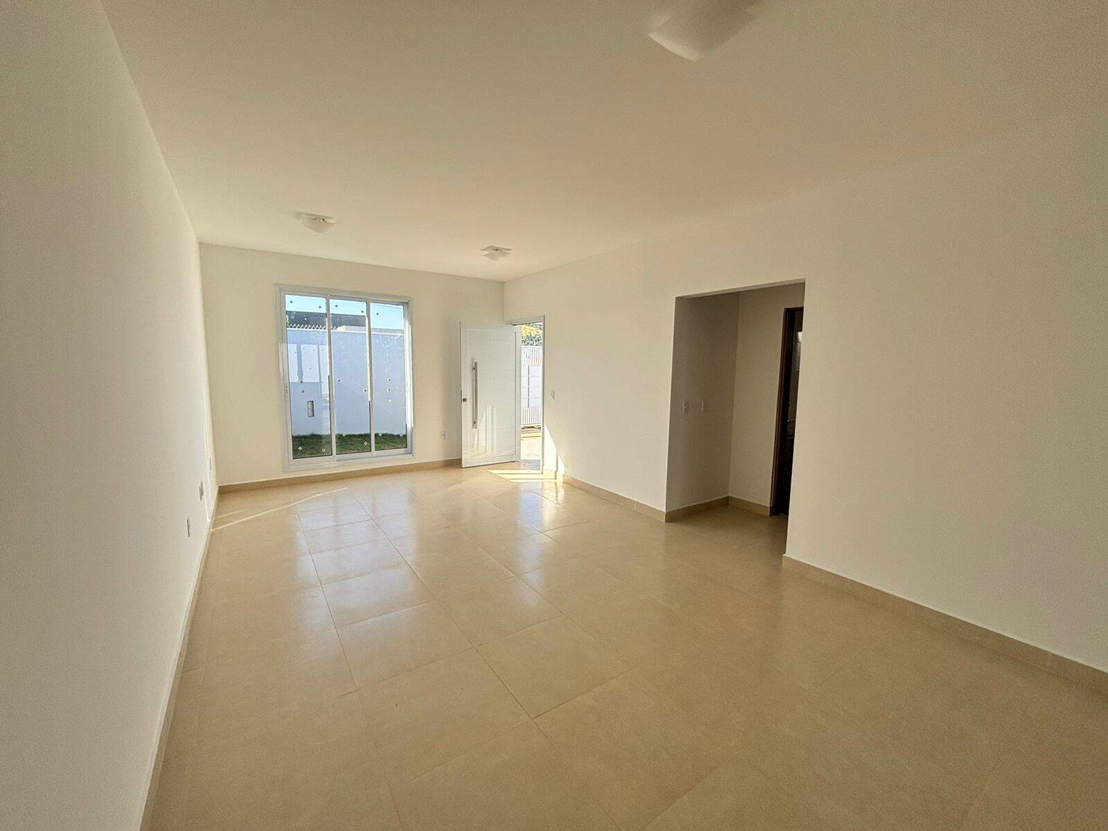 Casa à venda com 3 quartos, 250m² - Foto 6