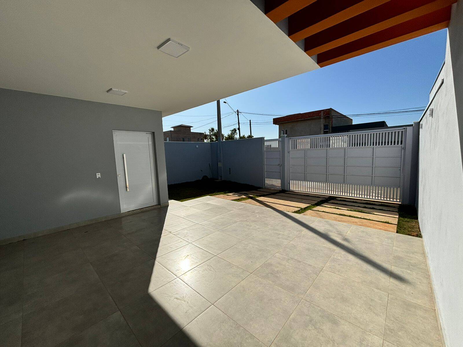 Casa à venda com 3 quartos, 250m² - Foto 4