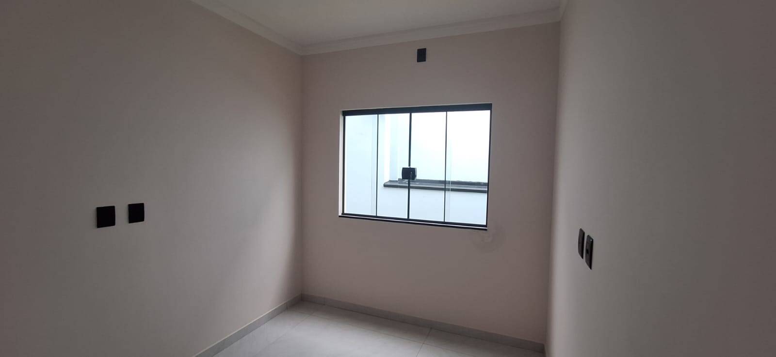 Casa à venda com 3 quartos, 115m² - Foto 2