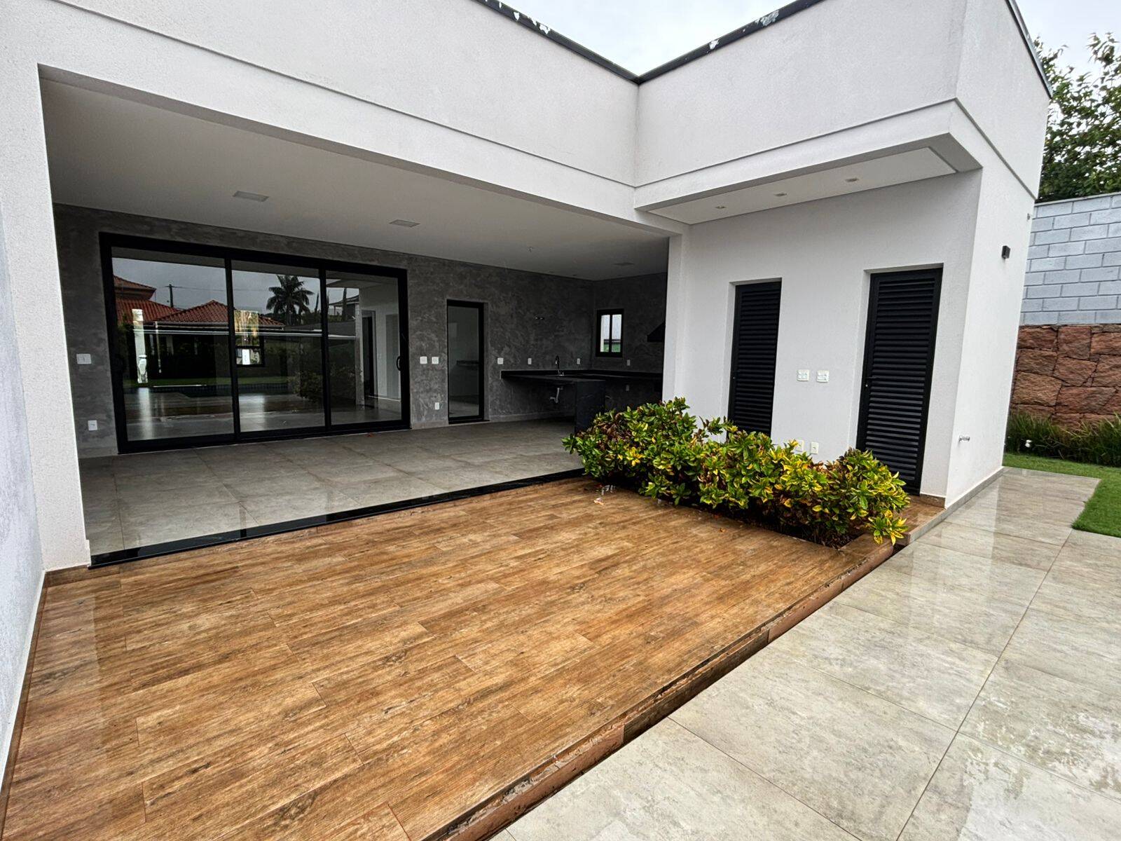 Casa de Condomínio à venda com 4 quartos, 330m² - Foto 5