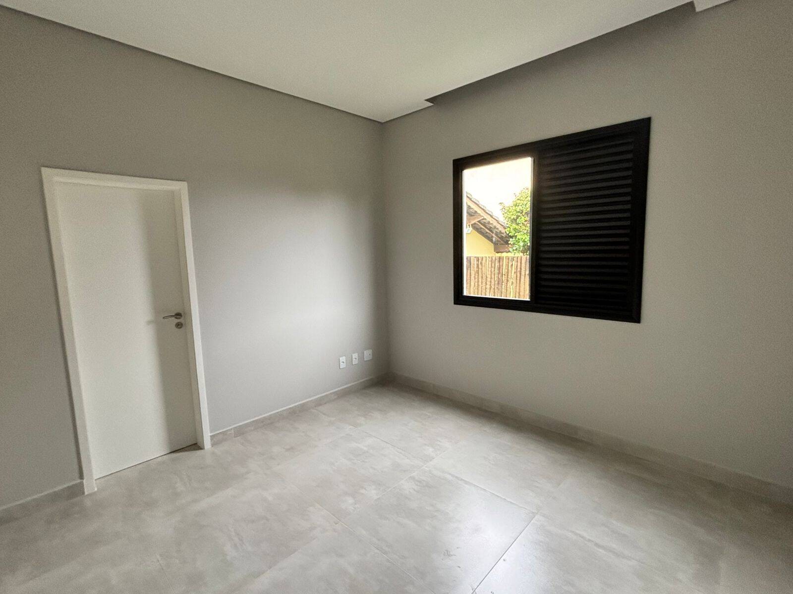 Casa de Condomínio à venda com 4 quartos, 330m² - Foto 18