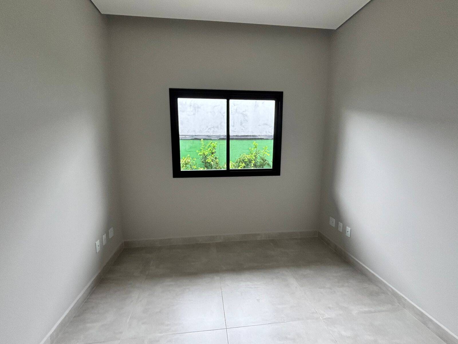 Casa de Condomínio à venda com 4 quartos, 330m² - Foto 16