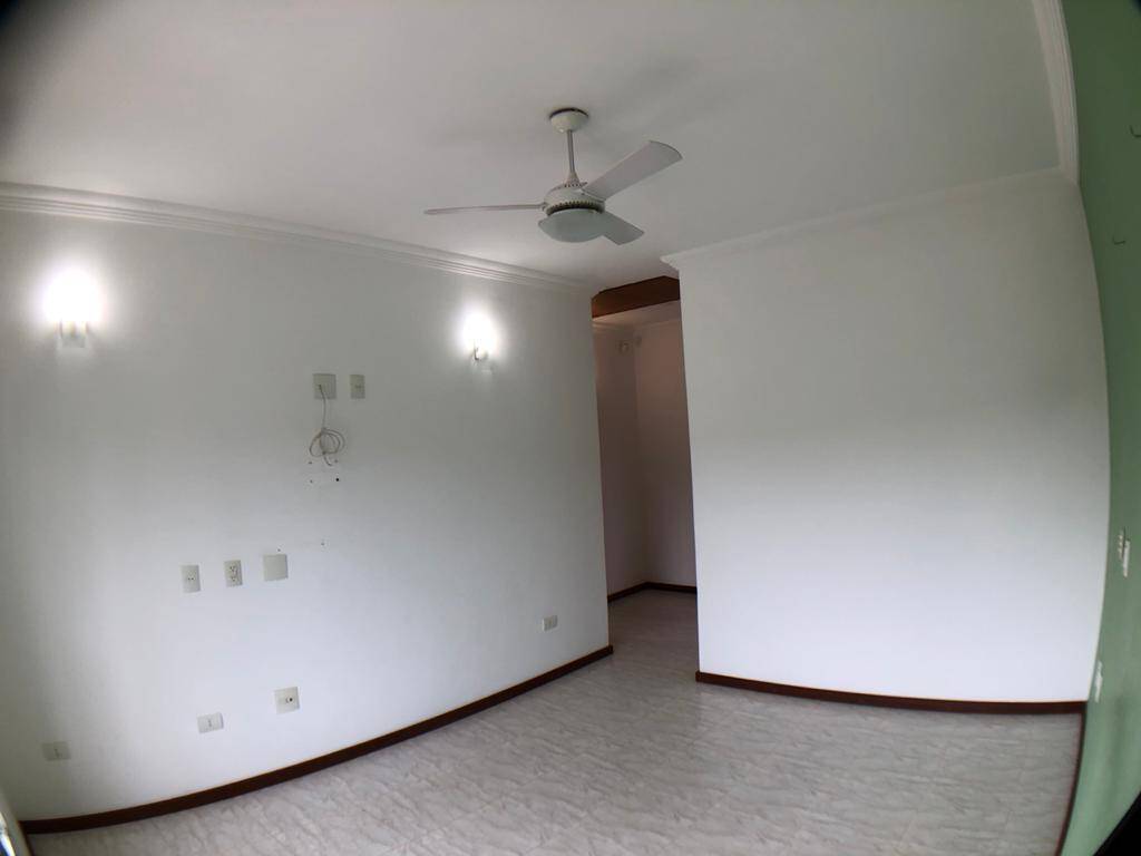 Casa de Condomínio à venda com 4 quartos, 360m² - Foto 22